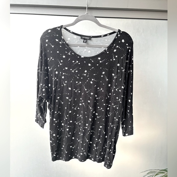 Le Chateau | Soft Star 3/4 Sleeves - Picture 1 of 3
